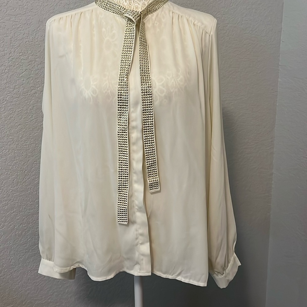 213 Industry Vintage NWT Blouse with metal accents on collar tie size L, 22” p2p
